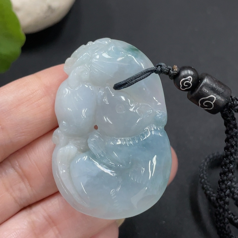 F21330544 Jadeite Fu Shou Pendant