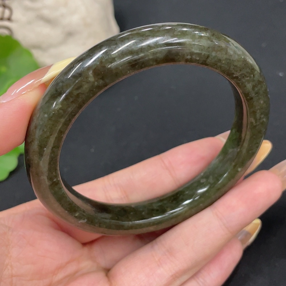 H30491389 Hetian Jade Round Bracelet Size 59.5 Total Weight Approx. 59.2g