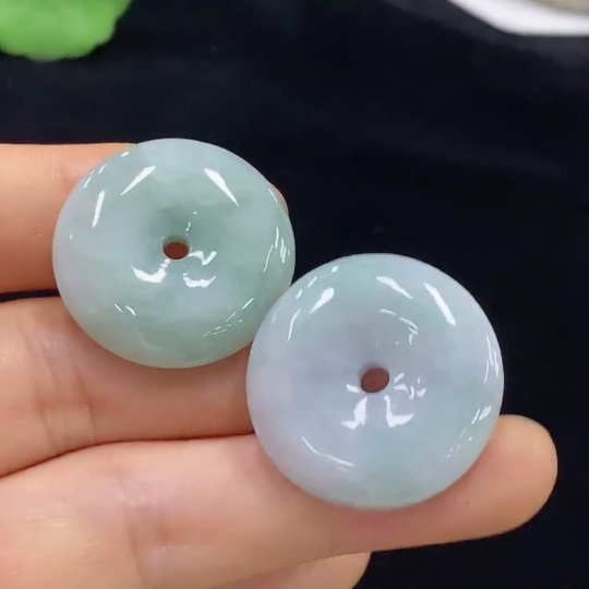 F32790331 Jadeite Pendants Sell as a Lot
