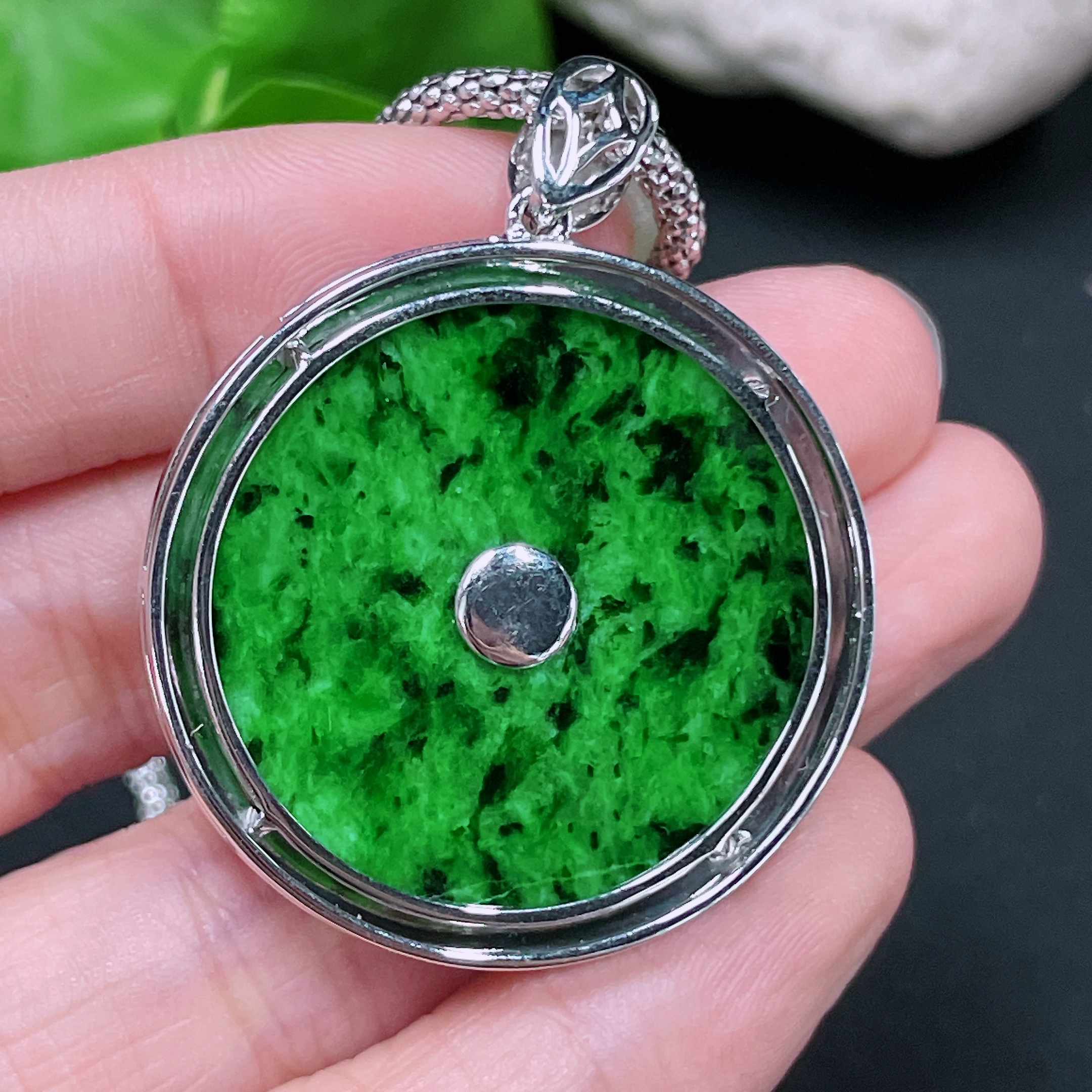 F33918468 Jadeite Inlaid Pendant 18K Gold Total Weight Approx. 28.8g (With Diamond Accents) (Including Chain Weight) (Containing Other Mineral Components)