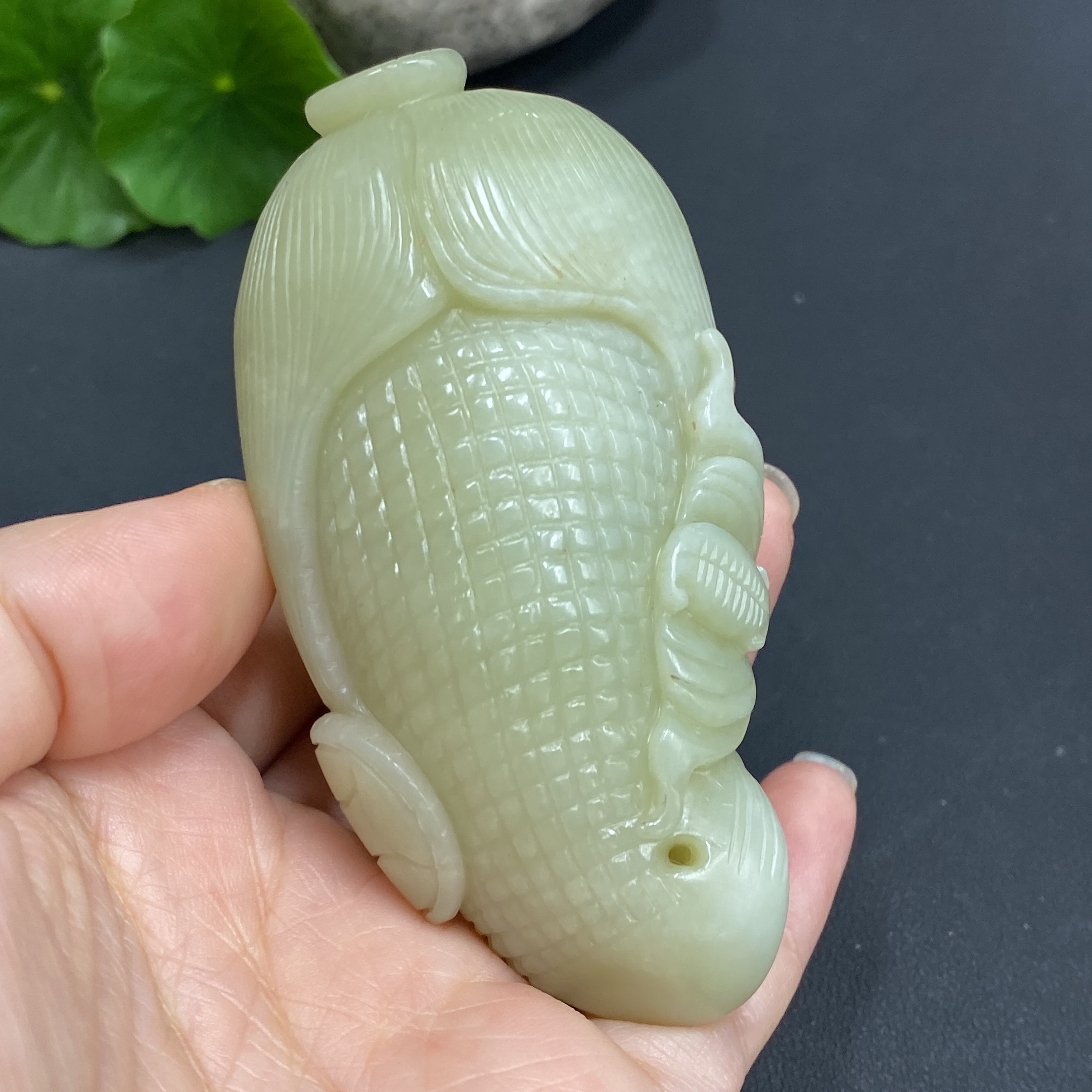 H17911026 Hetian Jade Handheld Piece, Many Children Many Blessings, Total Weight Approx. 150.5g