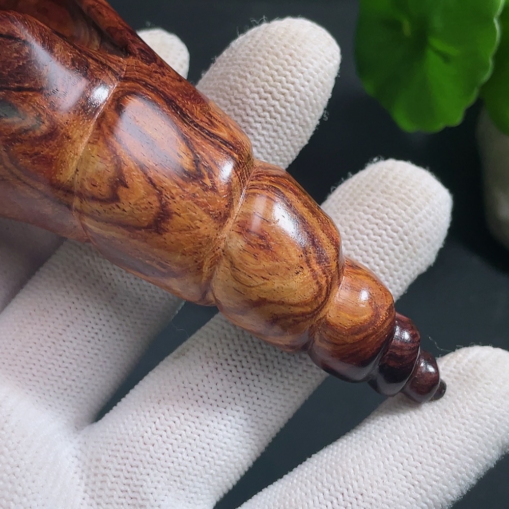 W33855438 Huanghuali Ornament (Total Weight: Approximately 34.08g)