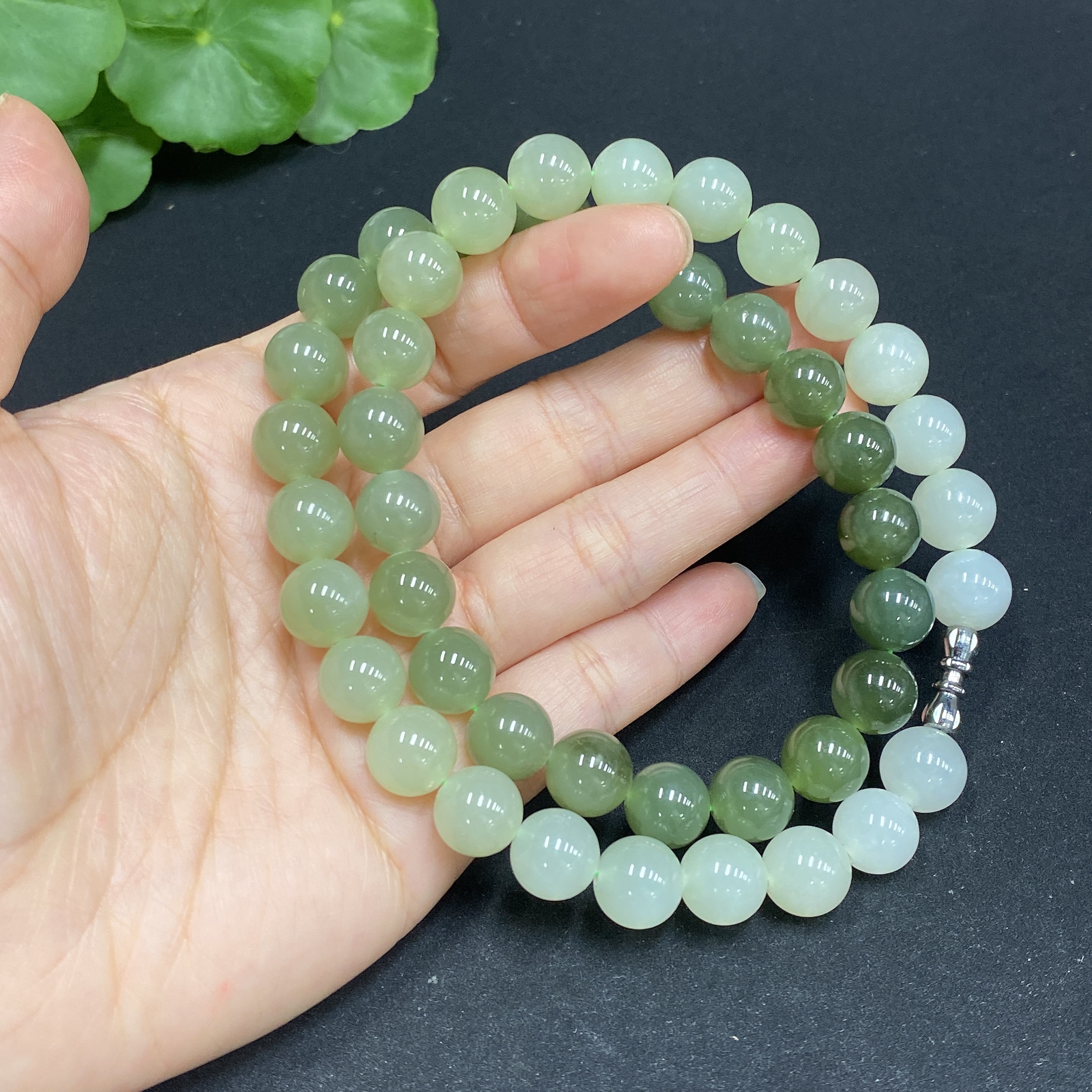 H34036027 Hetian Jade Bead Necklace, approx. 9.9mm, total weight approx. 69.9g