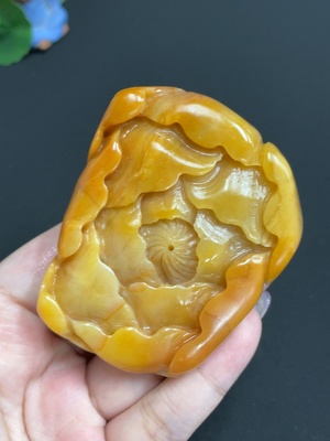 H33881878 Shoushan Stone Handheld Carving 'Flowers Blooming with Wealth'