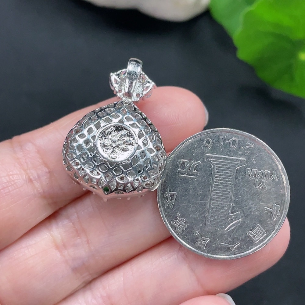 F26025516 Jadeite Buddha Pendant Total Weight about 5.8g (Non-gold Inlaid)