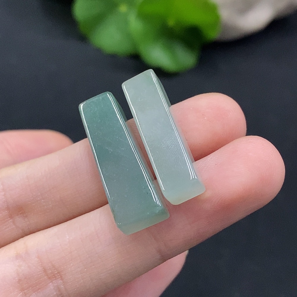 F35132795 Jadeite Plain Pendant Mountings Sell as a Lot