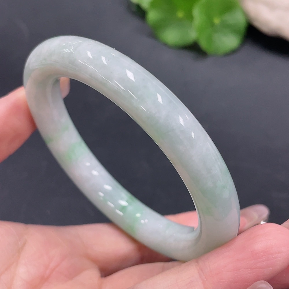 F21345751 Jadeite Round Bangle Size 57.3 Total Weight 65.492g