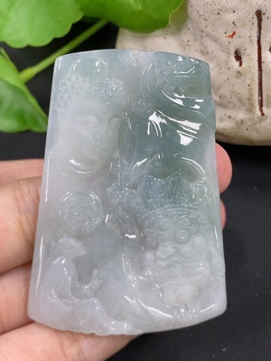 F46597661 翡翠一念之间挂件 货品总重约30g