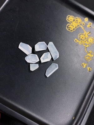 F46599172 翡翠戒面 货品总重约1.11g