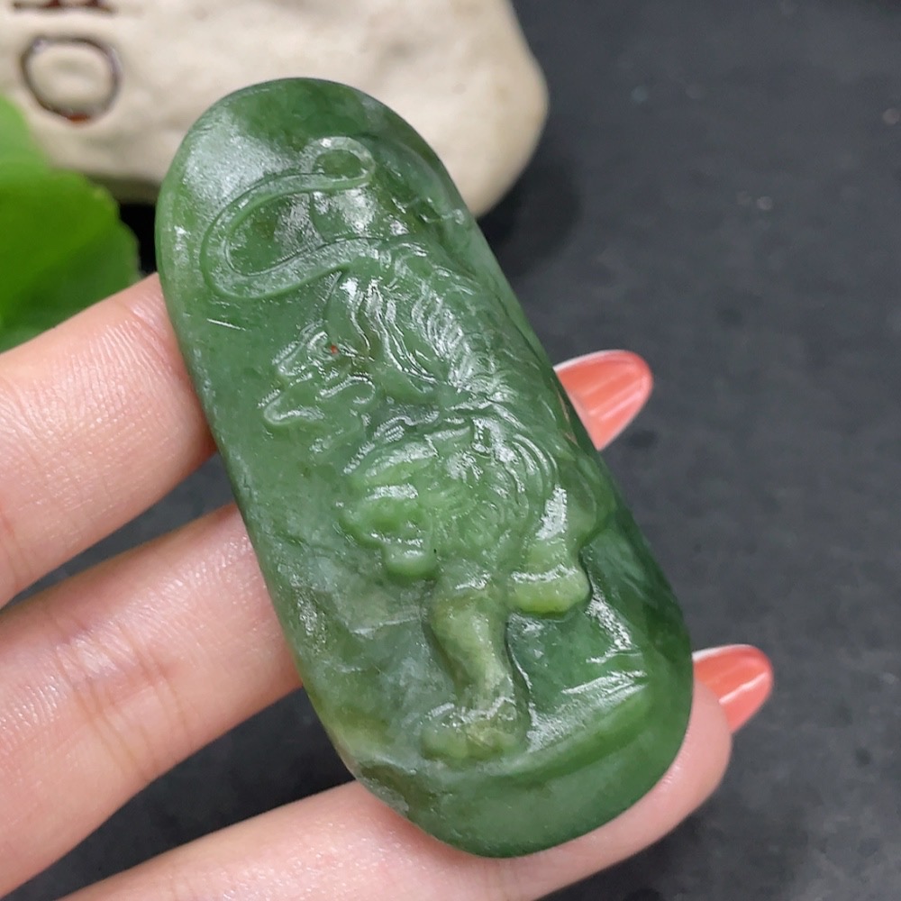 H34961122 Hetian Jade Jasper Pendant - Descending Tiger, Total Weight Approx. 46.4g