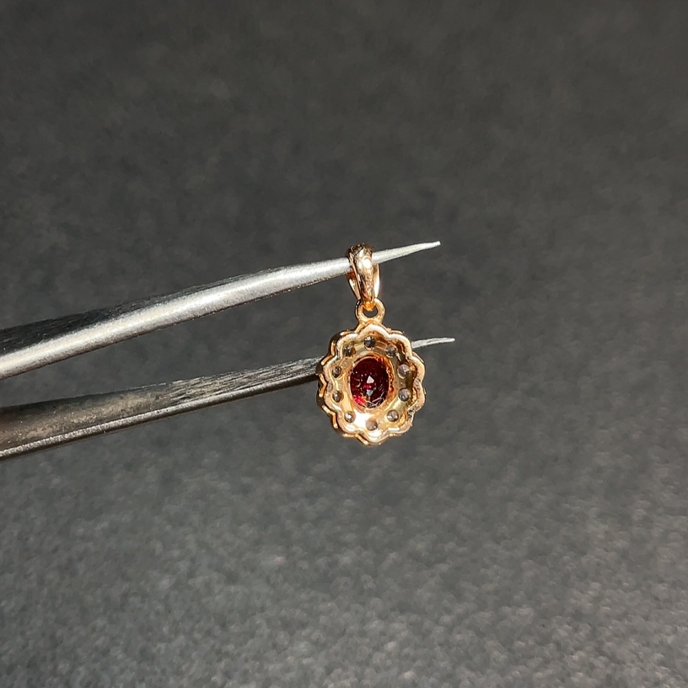 C33889067 18K Ruby Pendant Without Diamond Total Weight Approx. 1.4g