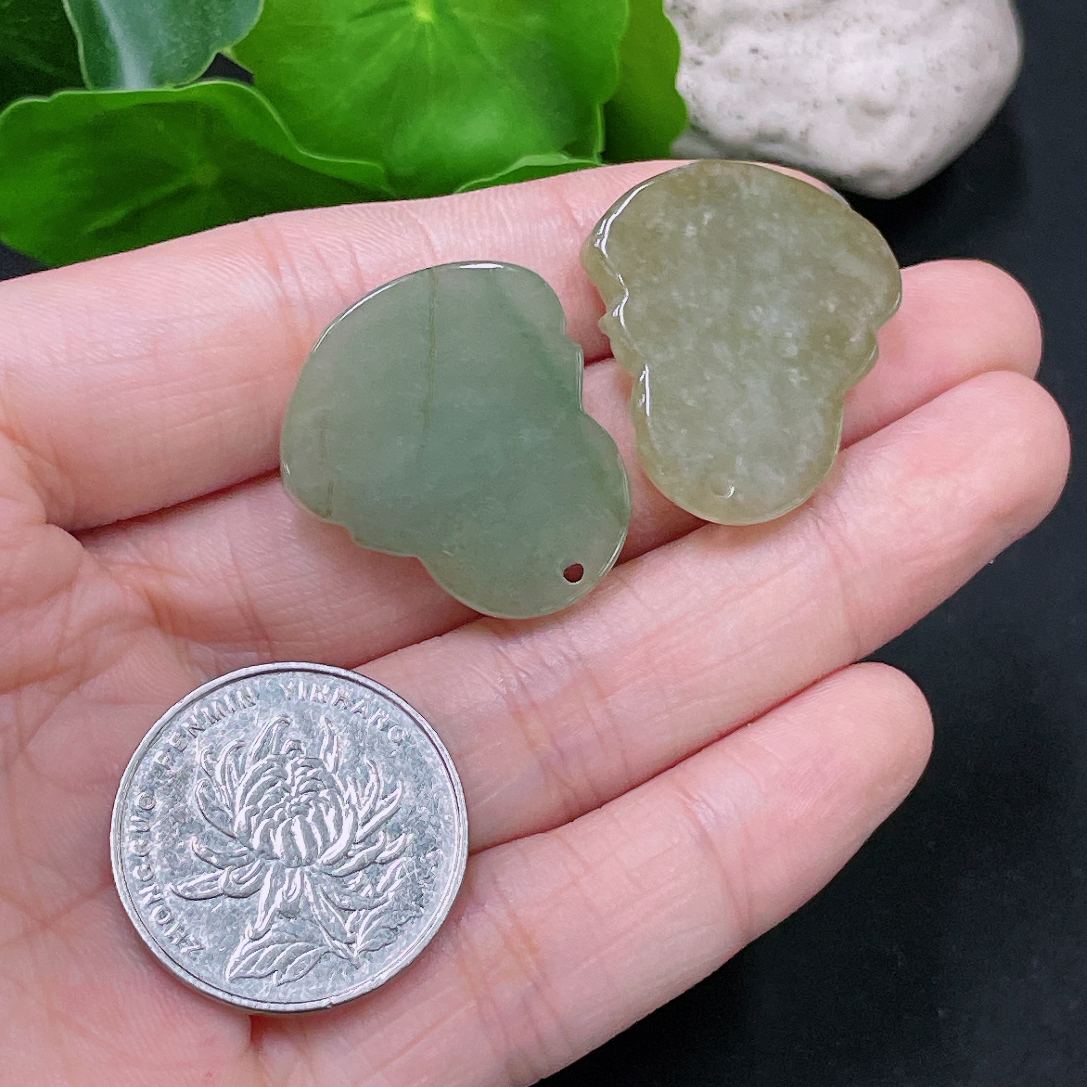 F33918892 Jadeite Buddha Pendant Sell as a Lot