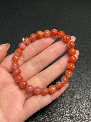 C33853514 Red Agate Bracelet with Visible Organic Matter, Total Weight Approx. 15.54g, Size ~7.8mm
