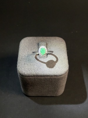 C23578418 Emerald Set Ring Non-Gold Setting Adjustable Total Weight Approx. 1.52g Clarity Enhanced