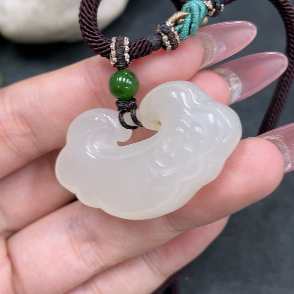 H33897385 Hetian Jade Pendant Ruyi