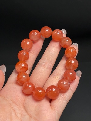 C20252910 South Red Agate Bracelet with Visible Organic Matter, Total Weight Approx. 49.04g, Size ~13.9mm