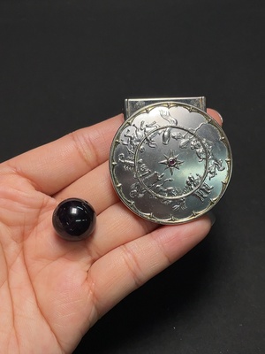 C43157953 红宝石饰品  非金 + 水晶单珠  货品总重约65.37克