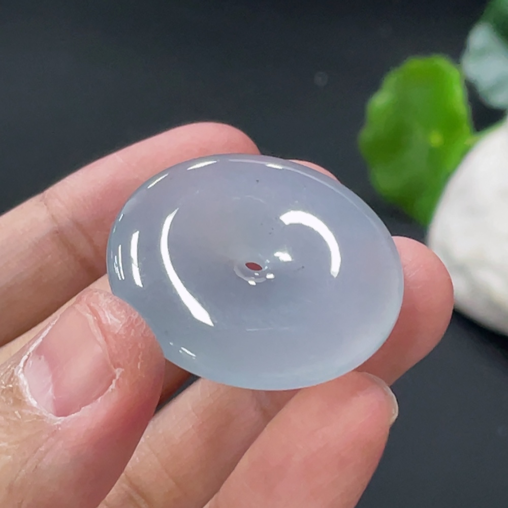 F33836973 Jadeite Peace Knot Pendant Total Weight Approx. 11.6g