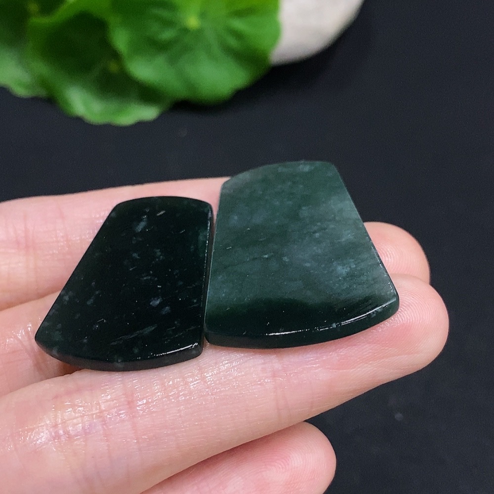 F32722976 Jadeite Plain Pendant Sell as a Lot