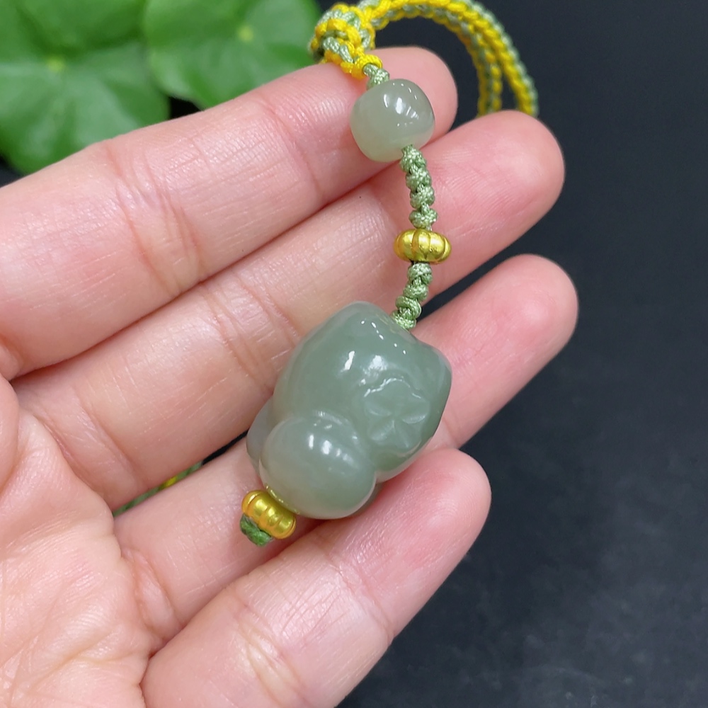 H34053041 Hetian Jade Pendant Cat Total Weight (including rope) Approx. 14.8g Accessories Not Hetian Jade