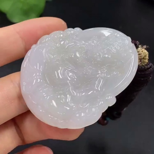 F19183320 Jadeite Yellow Jambhala Pendant Total Weight: 31.002g