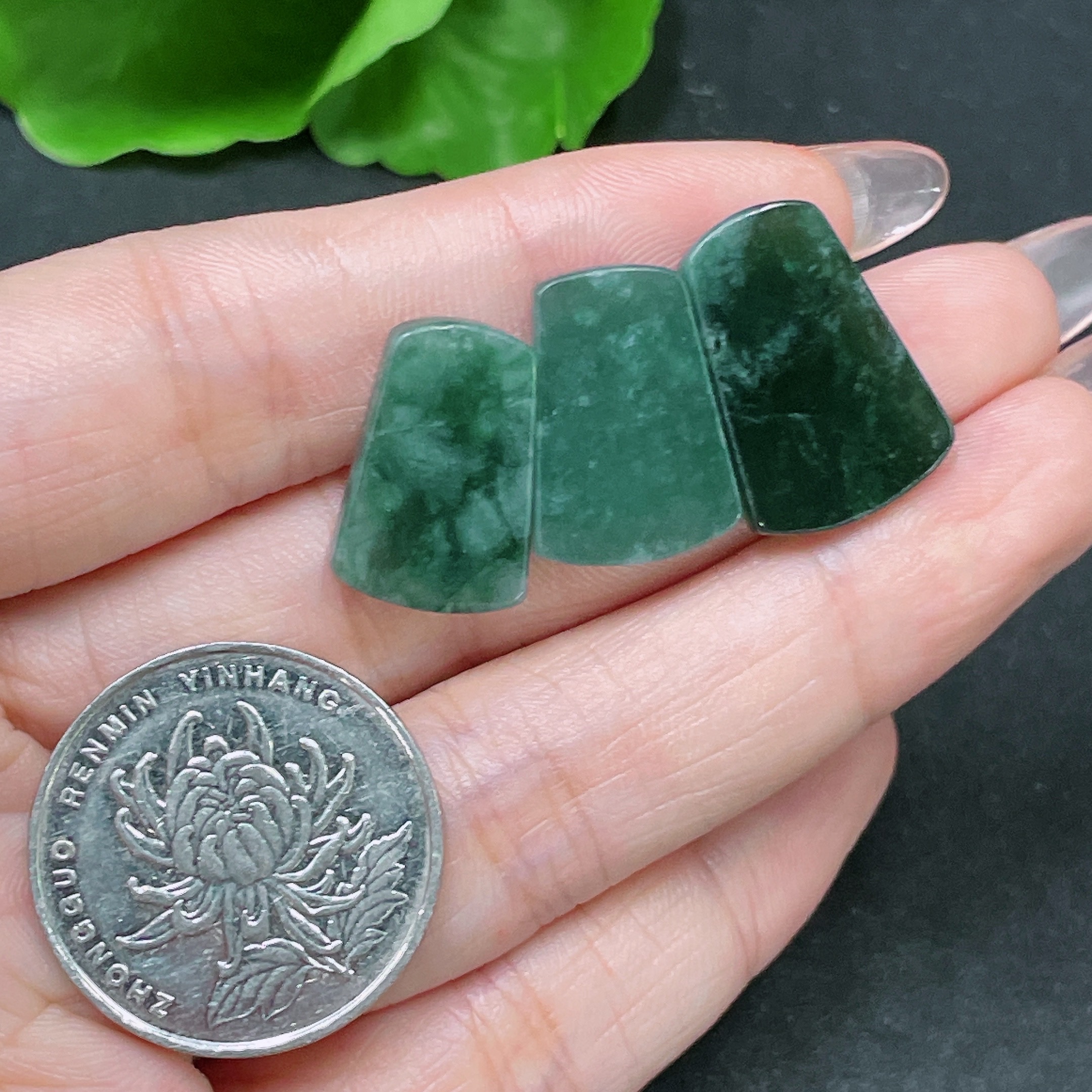 F34020871 Jadeite Inlaid Pieces Sell as a Lot