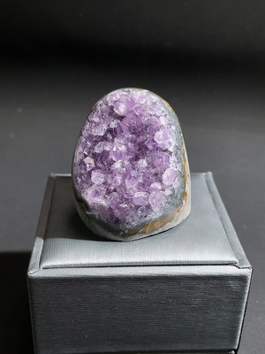 C26983537 Crystal Ornament, Total Weight Approx. 83.50g, Base Not Natural