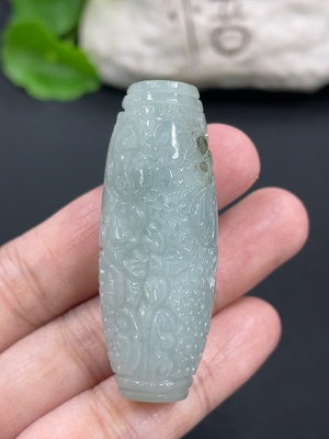 F42952751 翡翠挂件 货品总重约26.04g