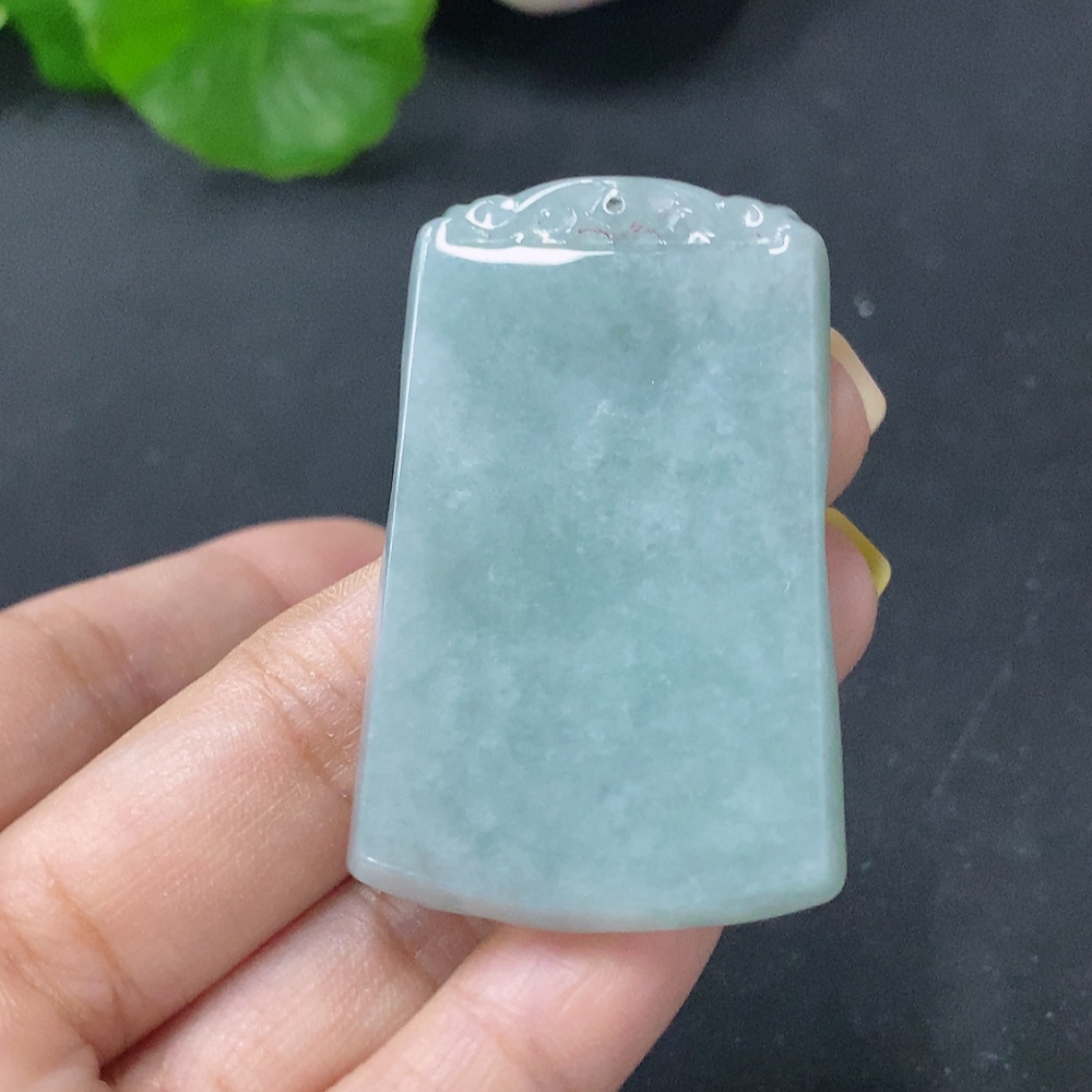 F28251413 JadeitePendant Antique Plaque