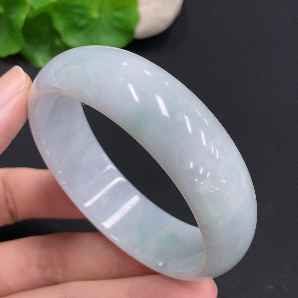 F30513919 Jadeite Round Bangle Total Weight Approx. 56.5g Size 56