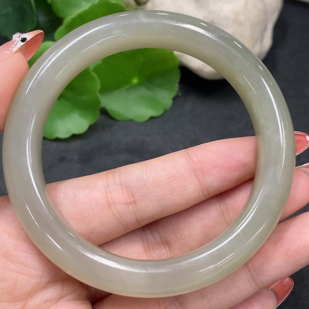 H34981219 Hetian Jade Round Bracelet Size 57.3 Total Weight Approx. 55.3g