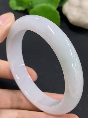 F42969677 翡翠正圈手镯 圈口56.8 货品总重约58.73g