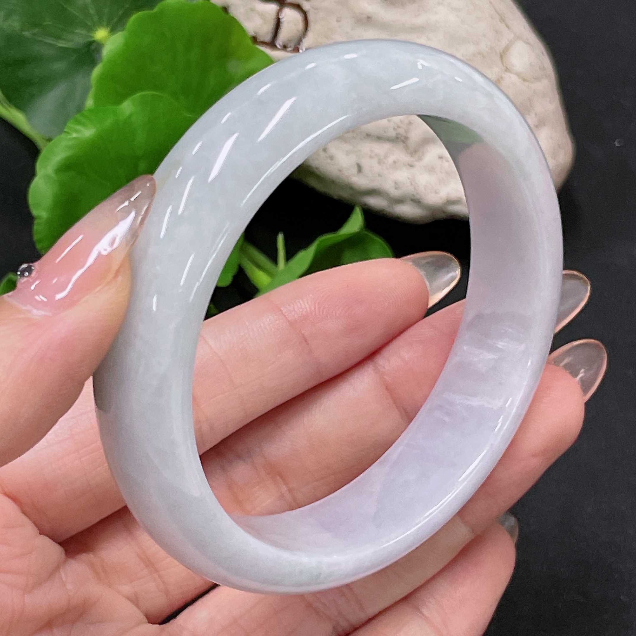 F34984440 Jadeite Round Bangle Total Weight Approx. 58.45g Size 56