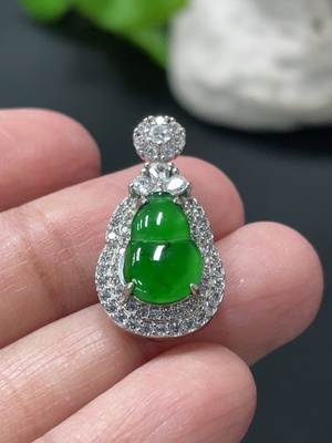 F34077555 Jadeite Gourd Inlaid Pendant Non-Gold Inlaid Total Weight Approx. 2.57g