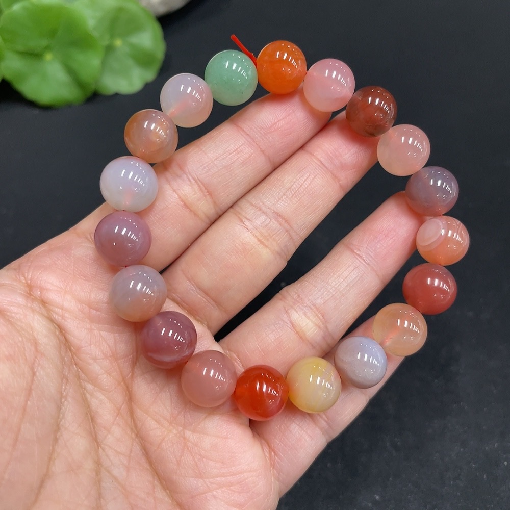 H34037707 Yanyuan Agate Bracelet, Approx. 10mm Beads, Total Weight About 28.2g