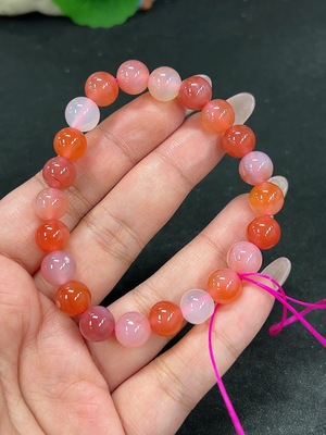 H41938949 盐源玛瑙手串 卡8.8mm左右 仅红色 货品总重约23.5g