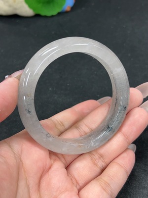 H41923513 非洲翠(独龙玉)正圈手镯 圈口54.2 货品总重约49.5g