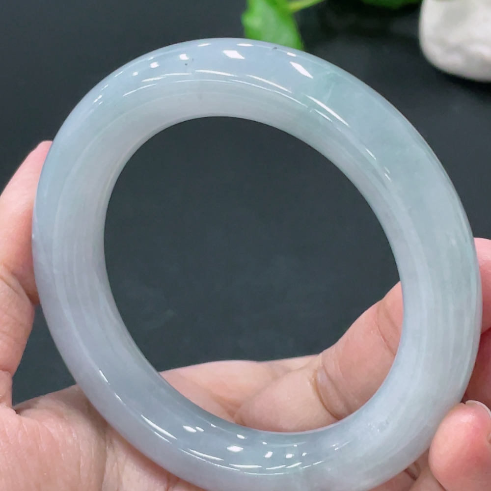 F33935187 Jadeite Round Bangle, Total Weight Approx. 83.3g, Size 55.7
