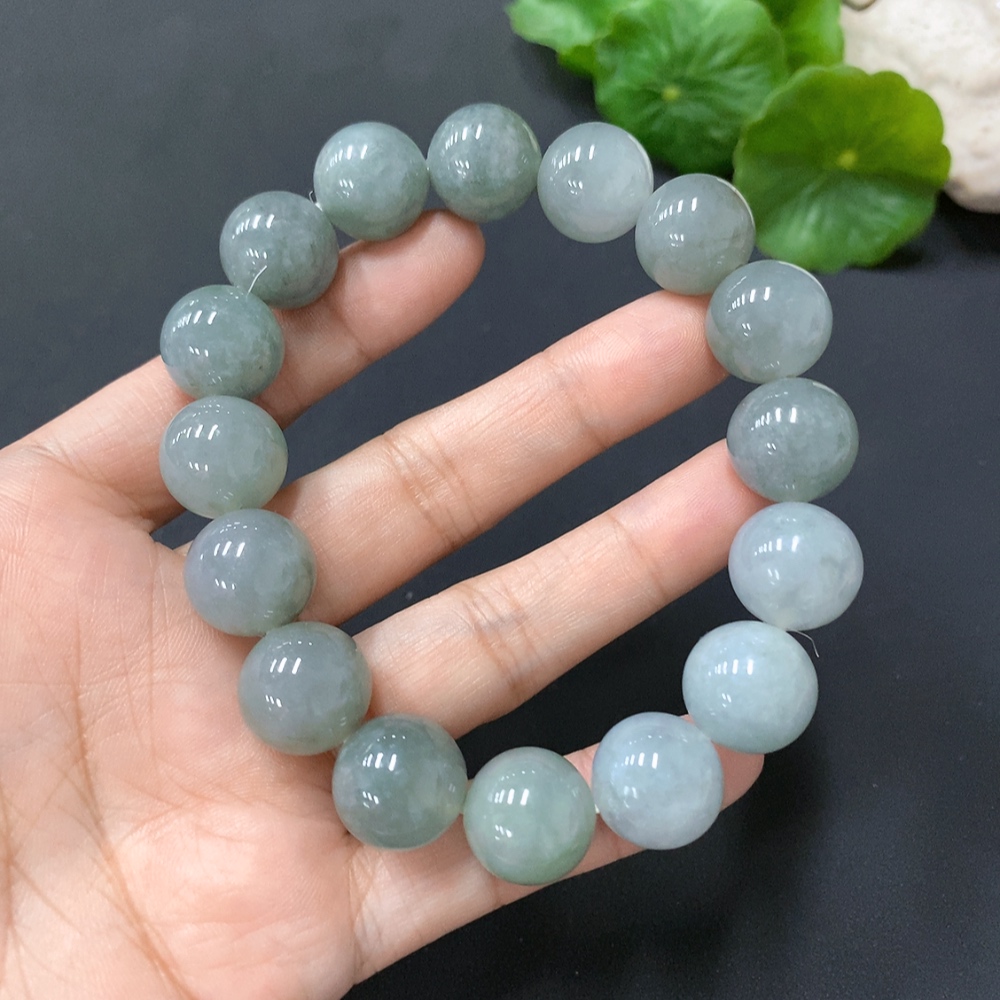 F18959394 Jadeite Bracelet Approx. 13.6mm Beads