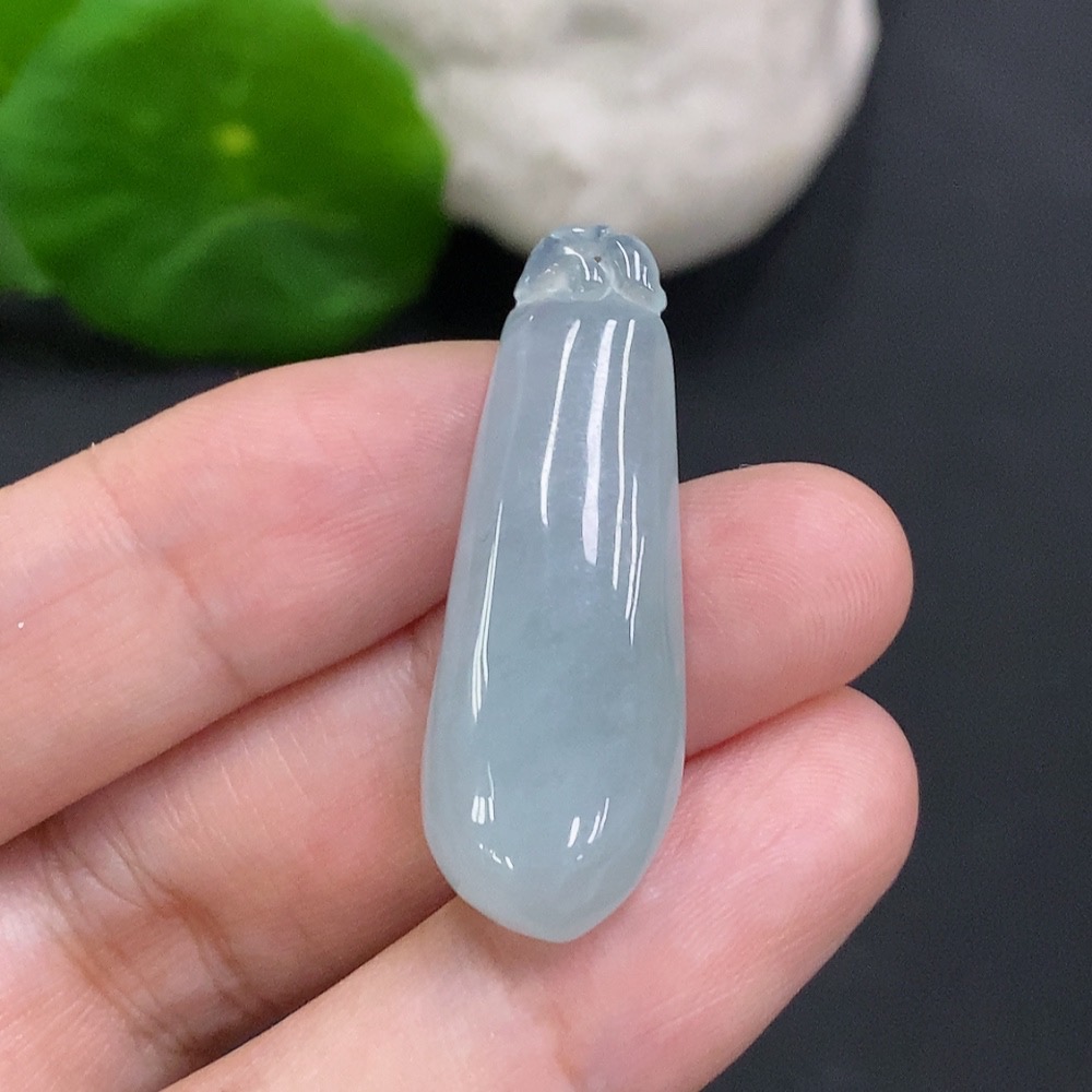 F33932523 Jadeite Auspicious Melon Pendant Total Weight Approx. 6.1g