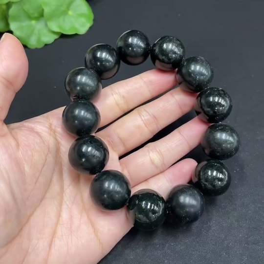 H34053094 Hetian Jade Bracelet, Size 18mm approx., Total Weight approx. 122.2g