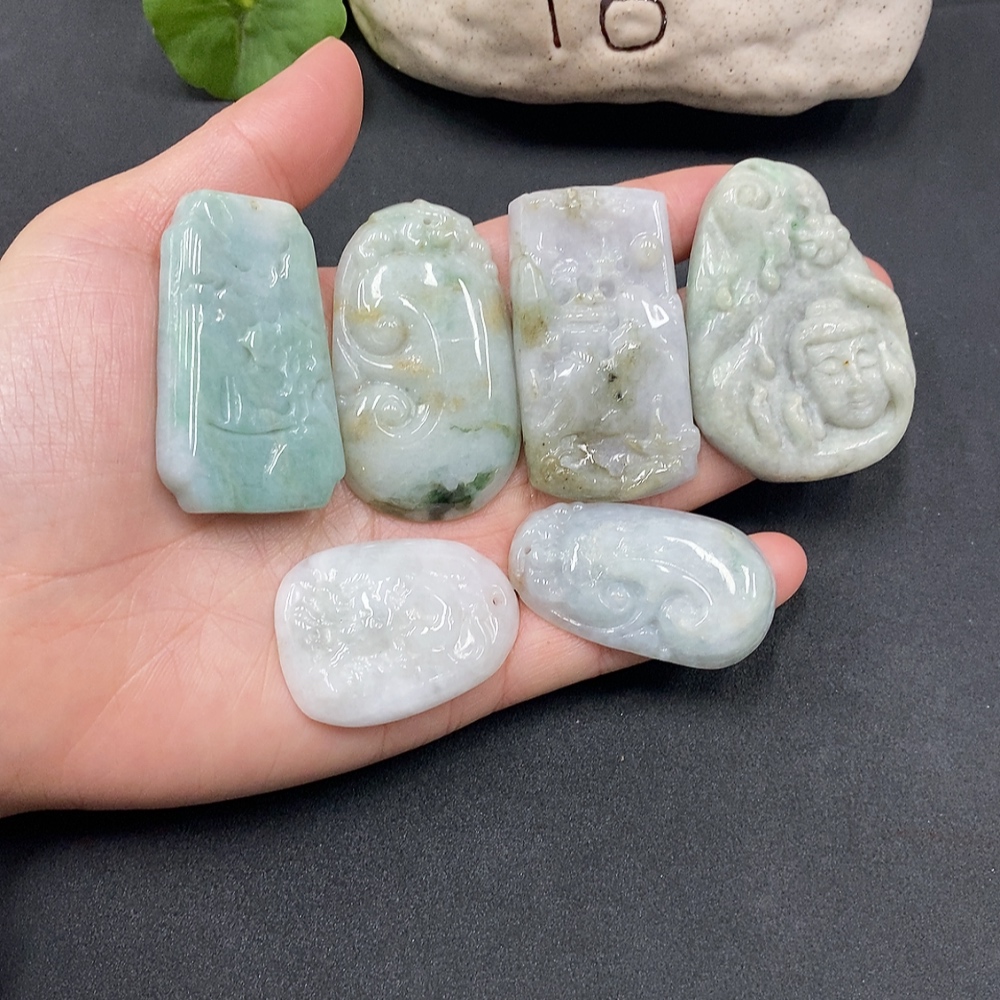 F13489405 Jadeite Pendant Sell as a Lot