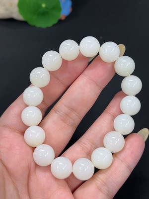 H41946852 和田玉手串 卡11.7mm左右 货品总重约43.5g
