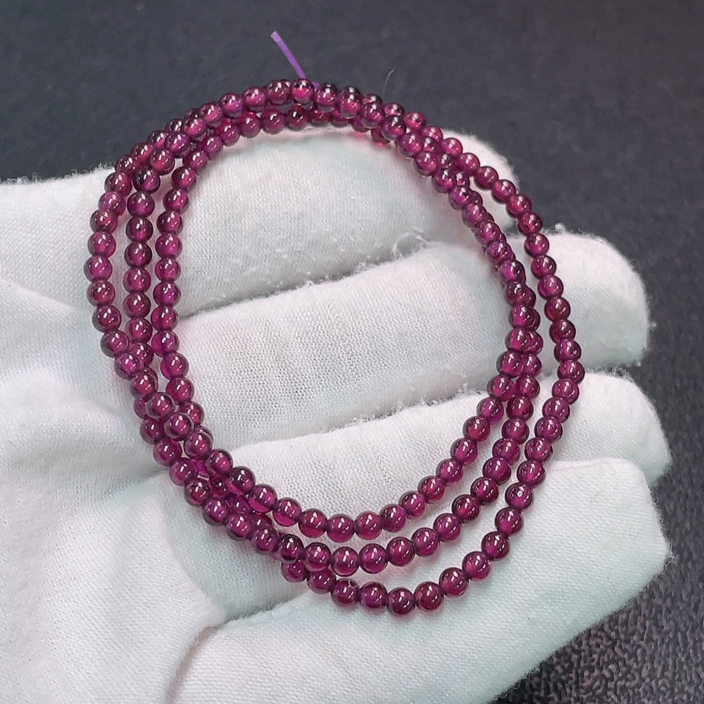 C34038431 Garnet bead strand, total weight approx. 11.72g, size about 3.2mm