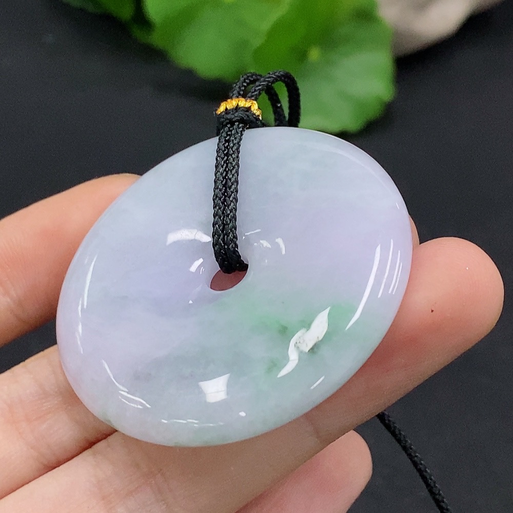 F31652795 JadeitePeace Button Pendant