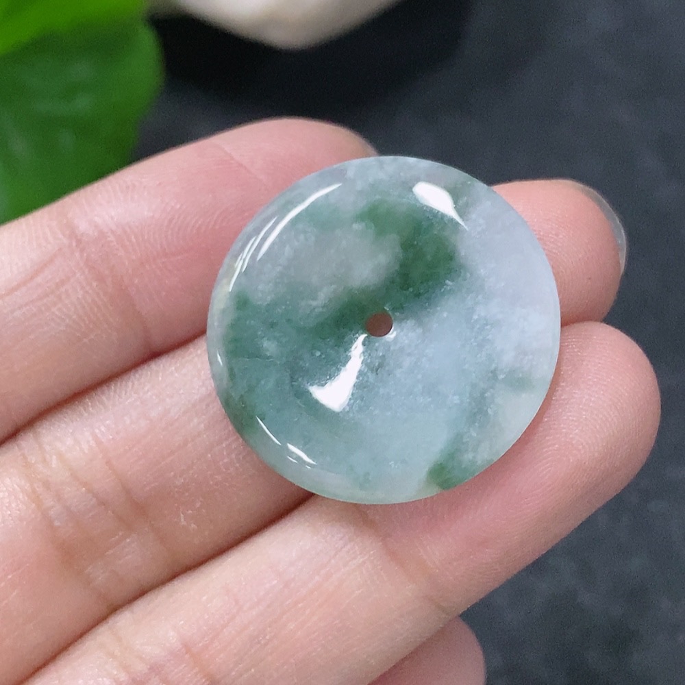 F32791574 Jadeite Peace Knot Pendant Total Weight Approx.4.24g