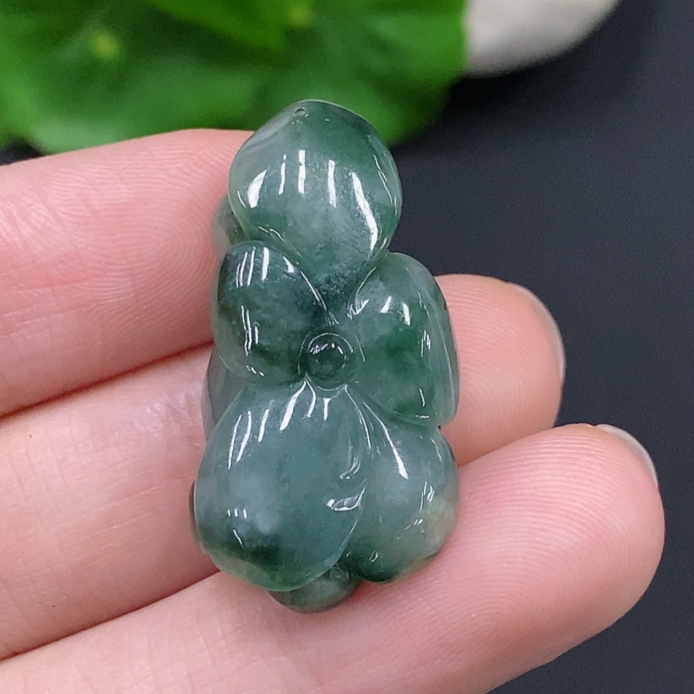 F28242170 JadeiteLotus Pendant