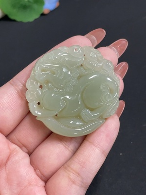 H35101308 Hetian Jade Pendant, Auspicious Beast, Total Weight Approx. 36.3g
