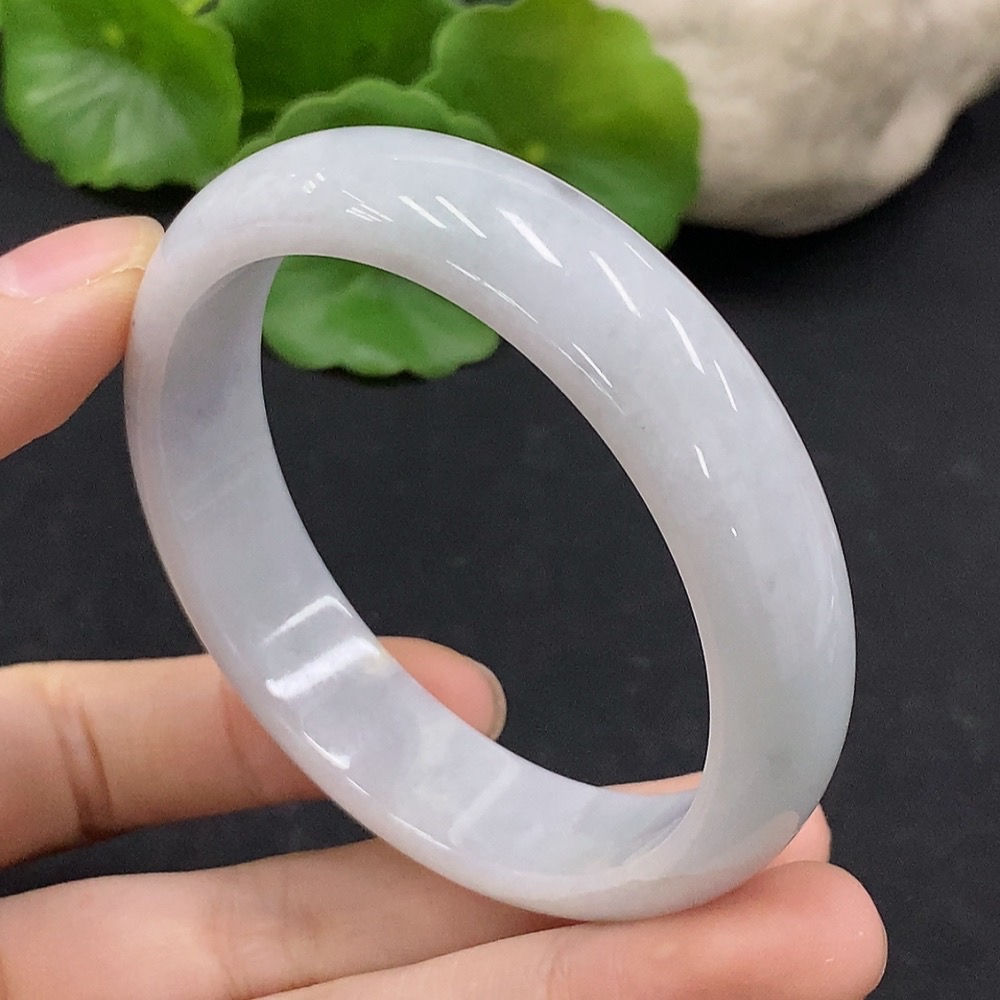 F34997100 Jadeite Round Bracelet Size 53.3 Total Weight Approx. 45.33g with Crack