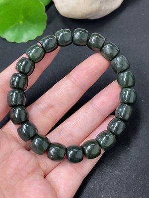 H41919368 和田玉手串  卡9.6mm左右 货品总重约34.6g